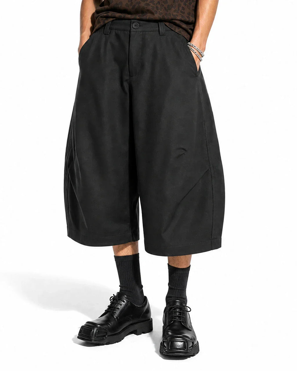 Pleated Barrel Tailored Bermuda Shorts | Inflation Streetwear