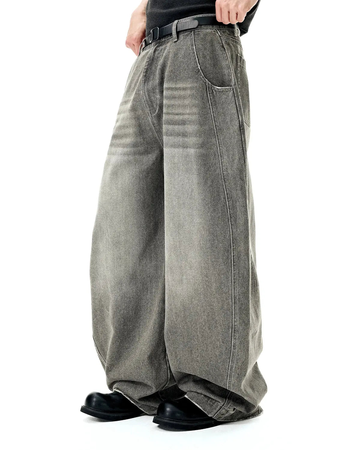 INFLATION Washed Barrel Baggy Jeans